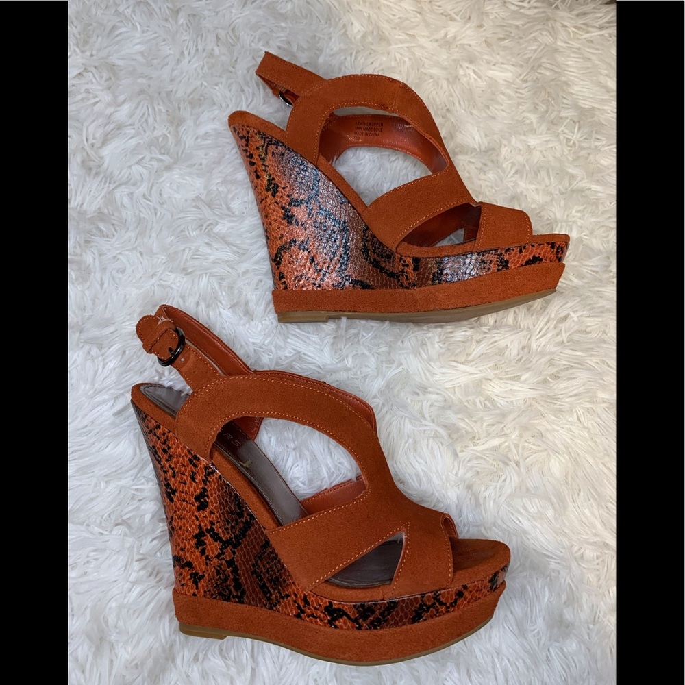 Bakers Snakeskin & Suede like Wedge Shoes